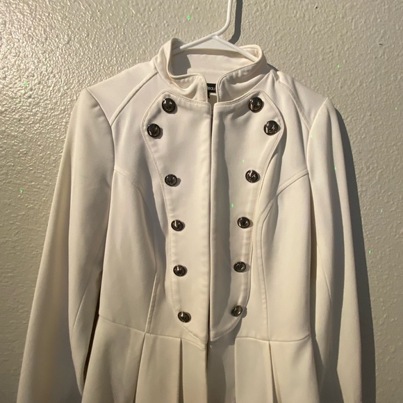 SMALL WHITE COLONIAL VINTAGE COAT - Picture 1 of 7